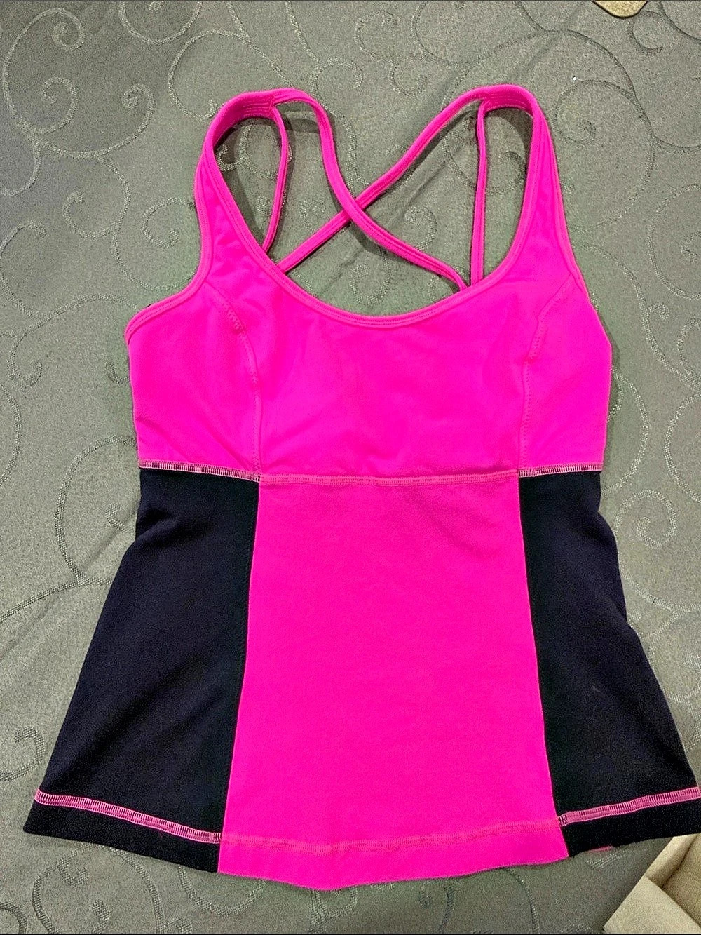 Lululemon Color Block Pink & Black Tank Top Size 6